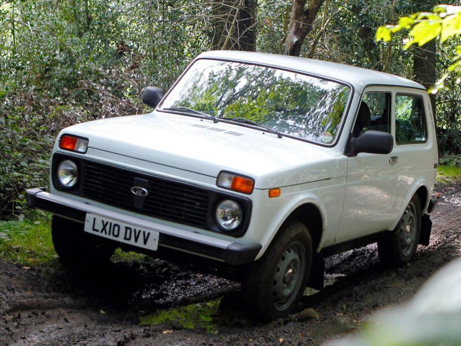  Lada 4x4 Export Edition 2010 года  (фото 11 из 19)